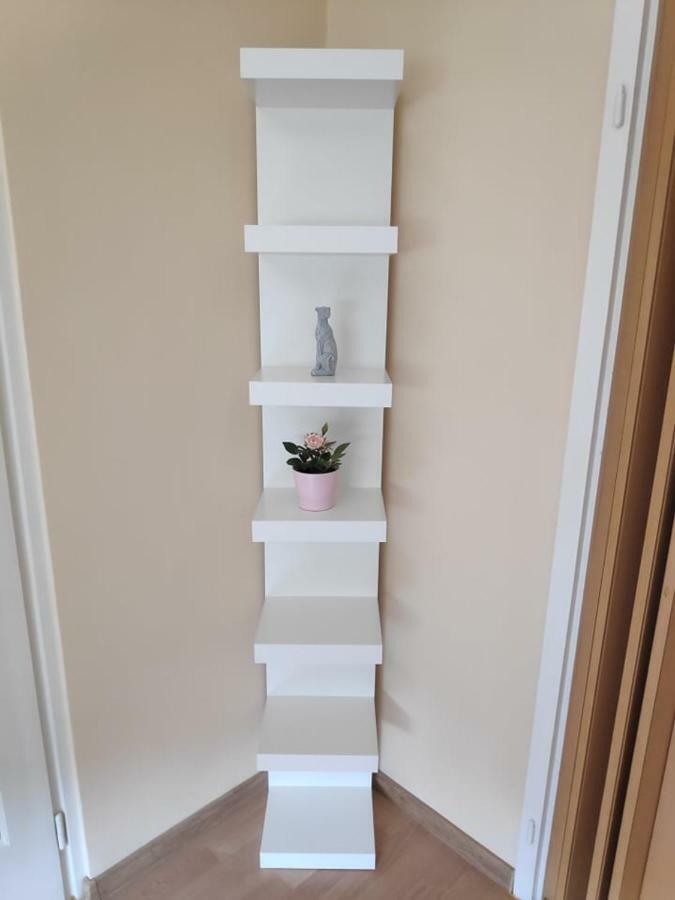 Koelcsey Apartman Lägenhet Szekszárd Exteriör bild